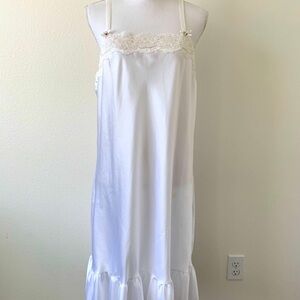 Miss Elaine Elegant White Lace Trim Nightgown